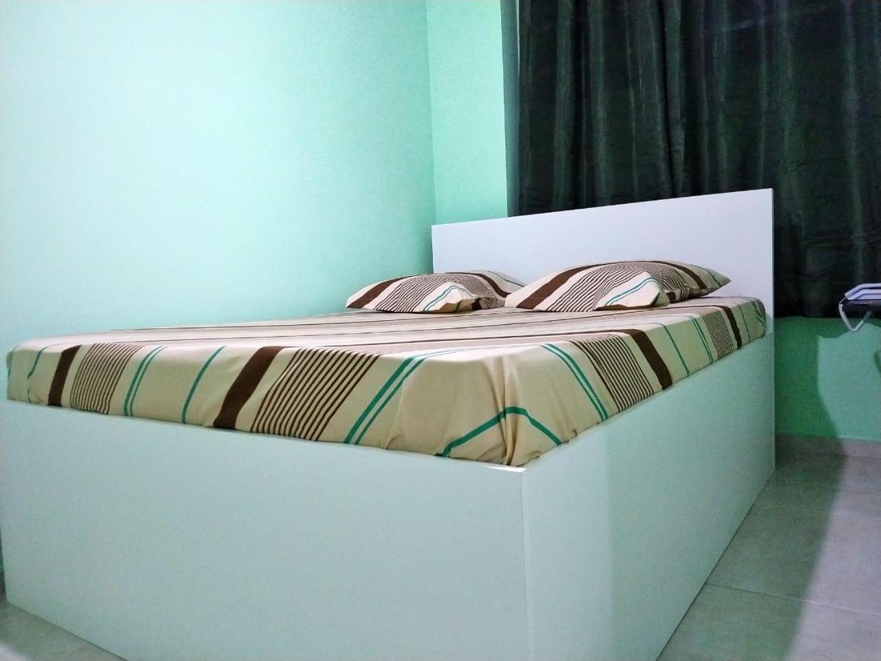 Hotel Kiss - Taboao Da Serra Bagian luar foto