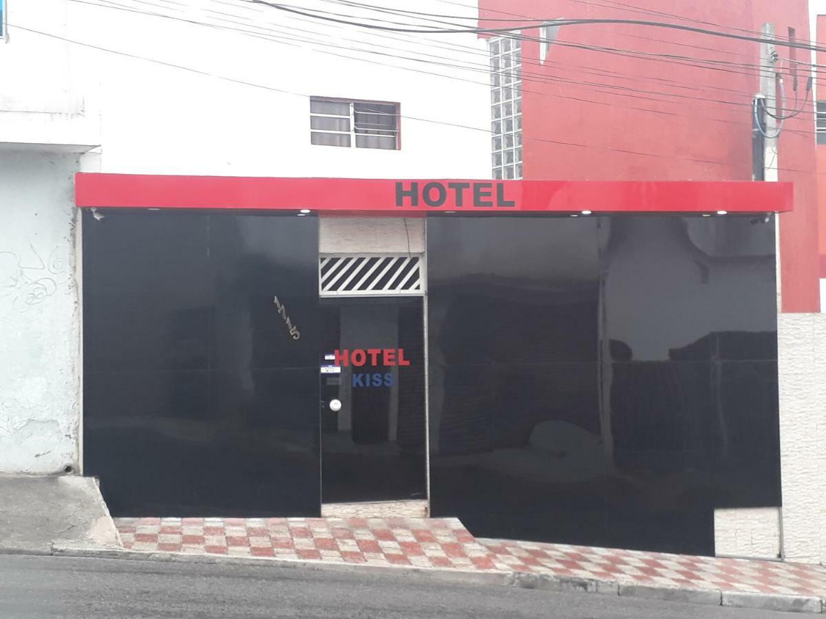 Hotel Kiss - Taboao Da Serra Bagian luar foto