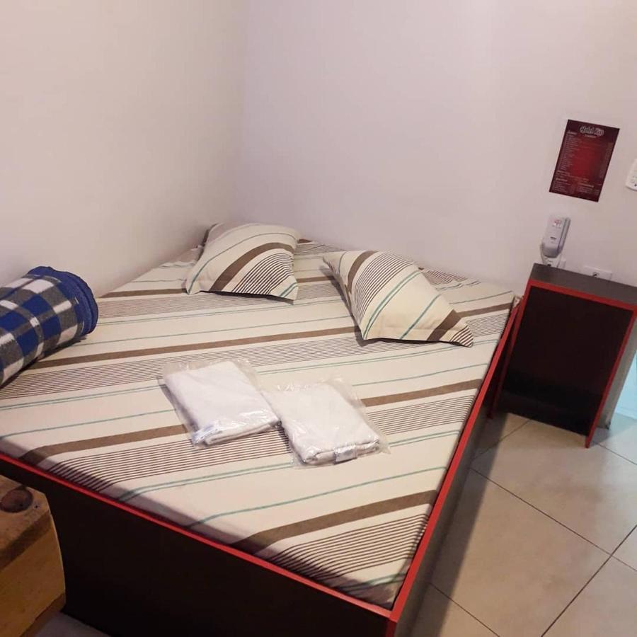 Hotel Kiss - Taboao Da Serra Bagian luar foto